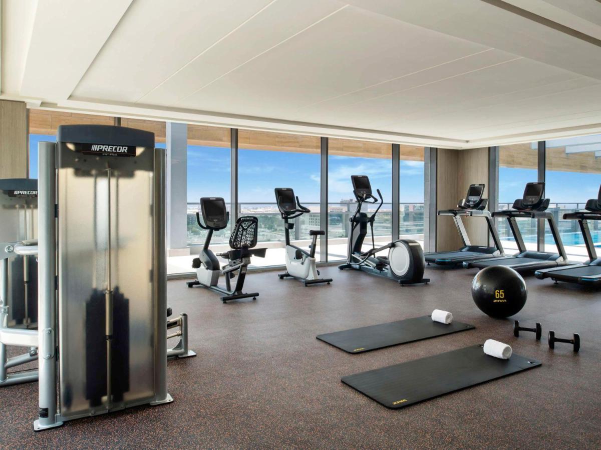 Swissotel Living Джедда Экстерьер фото The gym at the hotel